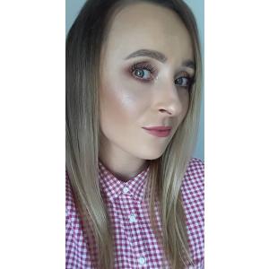 MOIA Face & Body Loose Highlighter (Rozświetlacz sypki do twarzy i ciała) - opinie | zdjęcie do recenzji od AneczkaK86 - 3