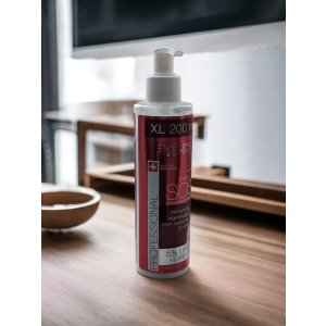 Eveline Cosmetics Extra Soft SOS, (Intensywnie regenerujący krem-opatrunek do rąk 5% urea + lanolina) - opinie | zdjęcie do recenzji od Martakzy