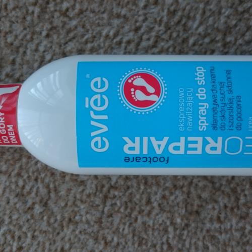 Evree Deo Repair, Spray do stóp ekspresowo nawilżający - opinie | zdjęcie do recenzji od Adashi - 2
