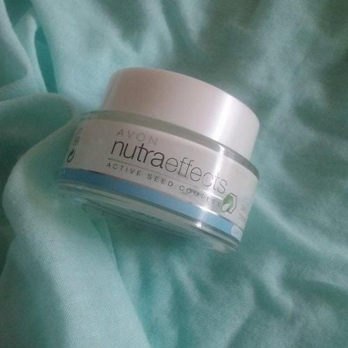 Avon Nutra Effects, Hydration Daily Cream (Nawilżający krem na dzień) - opinie | zdjęcie do recenzji od patrissa10