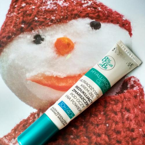 Eveline Cosmetics Hyaluron Clinic 30+/40+, Ultraodżywczy krem redukujący zmarszczki pod oczy i na powieki  do każdego rodzaju cery - opinie | zdjęcie do recenzji od Edzia2605