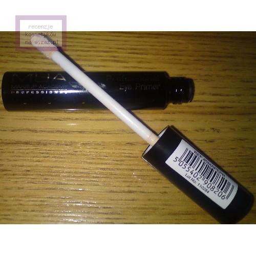 Make Up Academy (MUA) Professional Eye Primer (Baza pod cienie) - opinie | zdjęcie do recenzji od Emeralda
