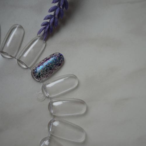 Wibo Real Hybrid, Special Effect Hybrid UV Nail Polish (Metaliczno - brokatowy lakier hybrydowy) - opinie | zdjęcie do recenzji od monikove