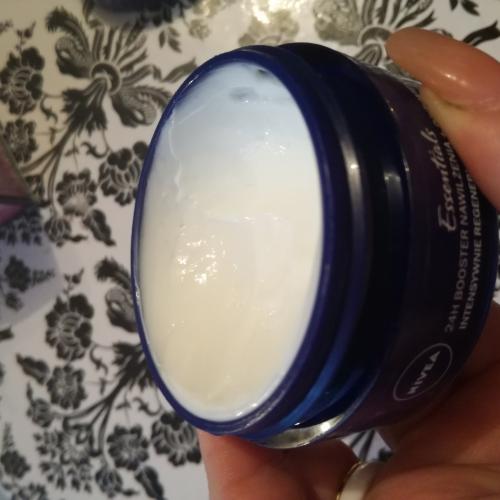 Nivea Essentials, Krem na noc ` 24H Booster nawilżenia + odżywienie` - opinie | zdjęcie do recenzji od Patrycja_2018 - 2