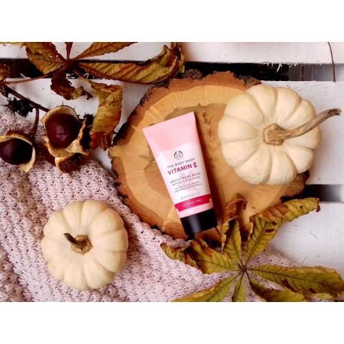 The Body Shop Vitamin E, Gentle Facial Wash (Oczyszczający żel do mycia twarzy z witaminą E) - opinie | zdjęcie do recenzji od gilgotkaaa