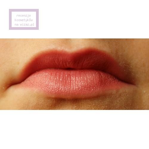 Yves Saint Laurent Rouge Volupte SPF 15 (Pomadka do ust) - opinie | zdjęcie do recenzji od Marta___S - 2