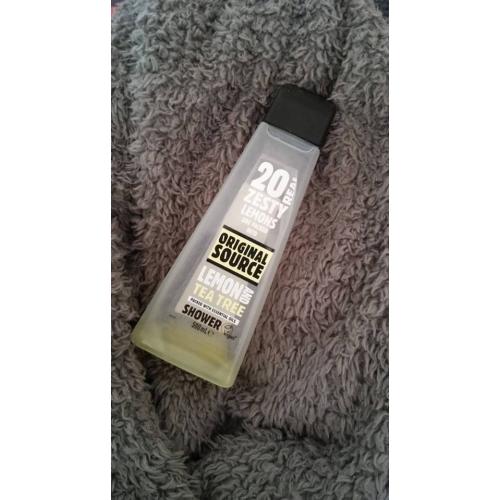 Original Source Lemon & Tea Tree, Shower Gel (Żel pod prysznic z cytryną i drzewem herbacianym) - opinie | zdjęcie do recenzji od MoniaPasi