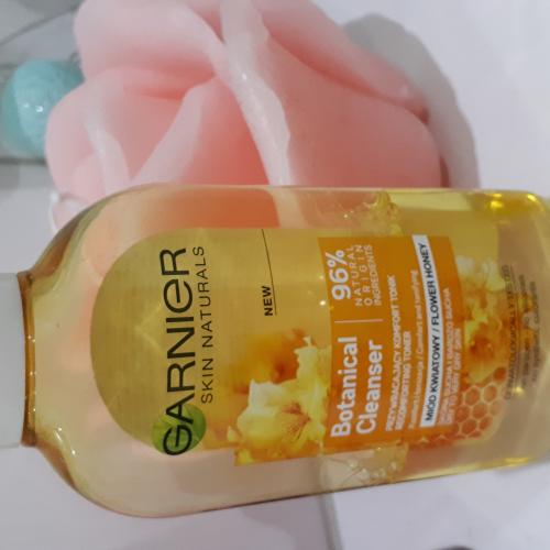 Garnier Botanical Cleanser, Recomforting Toner (Tonik przywracający komfort z miodem kwiatowym do skóra suchej i bardzo suchej) - opinie | zdjęcie do recenzji od niusiaczek22
