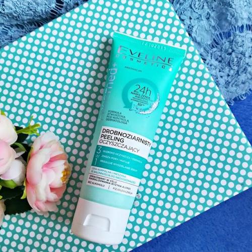 Eveline Cosmetics Facemed +, Drobnoziarnisty peeling oczyszczający 3 w 1 - opinie | zdjęcie do recenzji od dastiinqa - 2