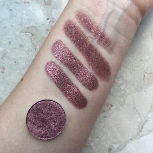 Glam Shop GlamShadows, Cień beztalkowy - opinie | zdjęcie do recenzji od akulus