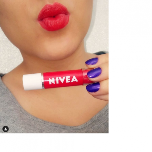 Nivea Coral Crush, Longlasting Melt-in Moisture & Intensive Colour Crayon Lipstick Color Lip Balm (Koloryzujący balsam do ust w kredce) - opinie | zdjęcie do recenzji od Littleforrest