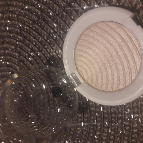 Bell Perfect, Strobing Highlighter (Rozświetlacz do twarzy i ciała) - opinie | zdjęcie do recenzji od Bleomycyna - 1