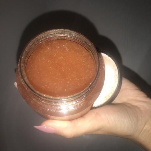 The Body Shop Pink Grapefruit Exfoliating Gel Body Scrub (Peeling do ciała `Różowy grejpfrut`) - opinie | zdjęcie do recenzji od rozarozewicz - 1