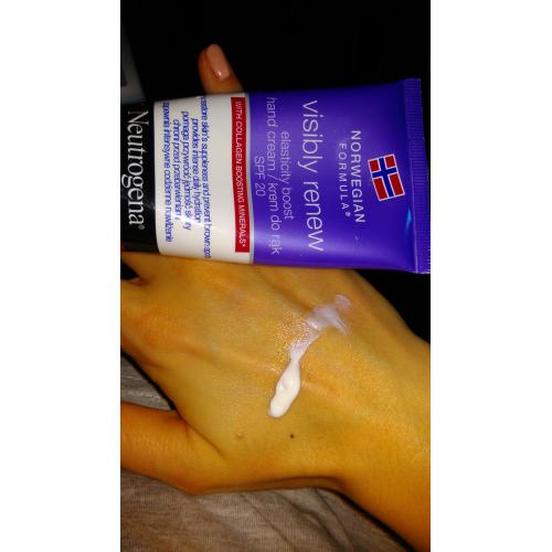 Neutrogena Formuła Norweska, Visibly Renew Elasticity Boost Hand Cream SPF20 (Krem do rąk) - opinie | zdjęcie do recenzji od SzKasiula