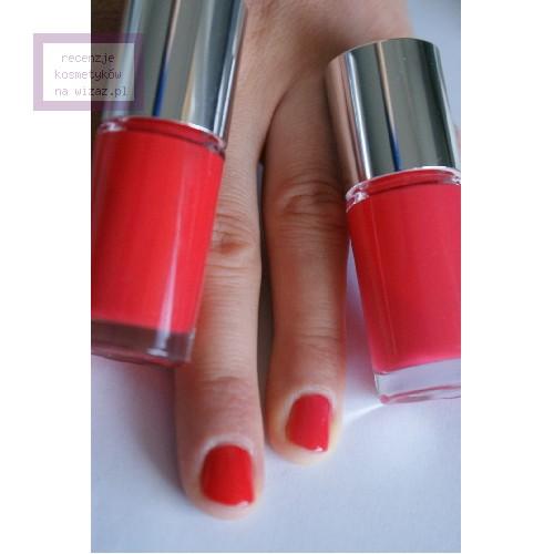 Clinique A Different Nail Enamel for Sensitive Skins (Hypoalergiczny lakier do paznokci) - opinie | zdjęcie do recenzji od Misiowa Jagodka - 3