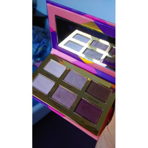 Tarte Cosmetics Tartelette Tease Palette (Paletka cieni do powiek) - opinie | zdjęcie do recenzji od SzKasiula - 2