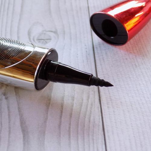 Physicians Formula Eye Booster 2-in-1 Lash Boosting Ergonomic Felt-Tip Eyeliner + Serum (Eyeliner w pisaku) - opinie | zdjęcie do recenzji od ksanaru