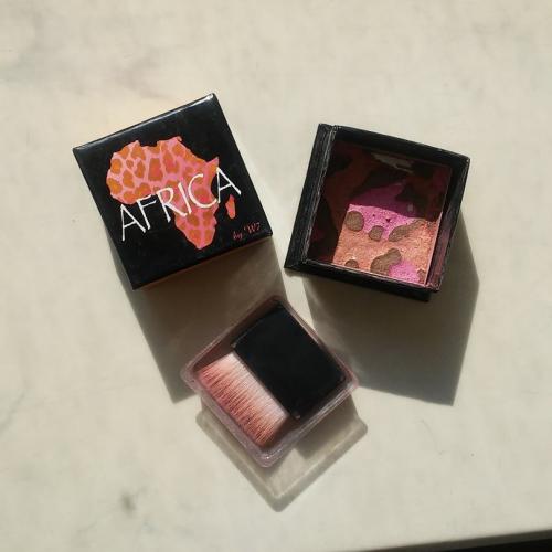W7 Africa Multi Bronzing Face Powder (Puder brązujący) - opinie | zdjęcie do recenzji od MoniaPasi - 2