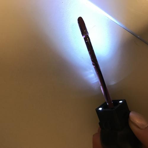 Karl Lagerfeld The Karl Lagerfeld + ModelCo, Lip Lights Liquid Matte Lipstick (Pomadka matowa) - opinie | zdjęcie do recenzji od Jagodka_ - 3