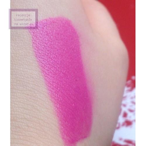 Revolution Beauty (Makeup Revolution) Scandalous Lipstick (Kolorowa szminka do ust) - opinie | zdjęcie do recenzji od Odylena - 4
