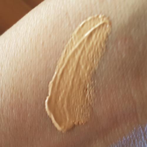 Estee Lauder Clear Difference, Complexion Perfecting BB Creme SPF 35 (Krem BB dla cery tłustej i mieszanej) - opinie | zdjęcie do recenzji od Iwona_C - 2