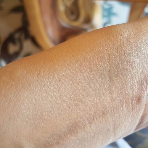 Estee Lauder Clear Difference, Complexion Perfecting BB Creme SPF 35 (Krem BB dla cery tłustej i mieszanej) - opinie | zdjęcie do recenzji od Iwona_C - 3