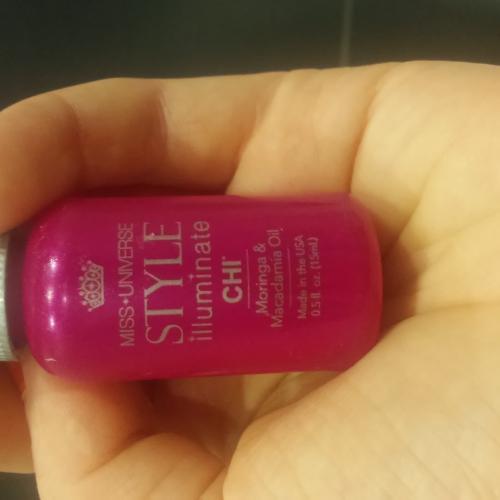 CHI Style Illuminate Moringa & Macadamia Oil Miss Universe (Odżywczy olejek bez spłukiwania) - opinie | zdjęcie do recenzji od Secretto23