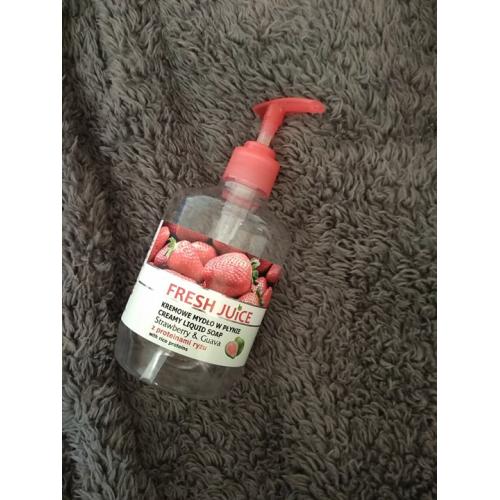 Fresh Juice Creamy Liquid Soap Strawberry & Guava (Kremowe mydło w płynie `Truskawka i guawa`) - opinie | zdjęcie do recenzji od MoniaPasi