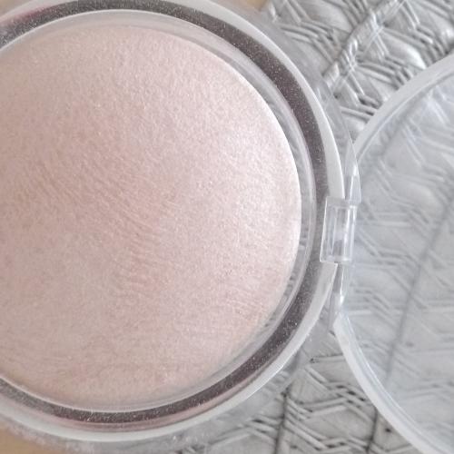 Catrice High Glow (Mineralny puder rozświetlający) - opinie | zdjęcie do recenzji od NATALA5214 - 1