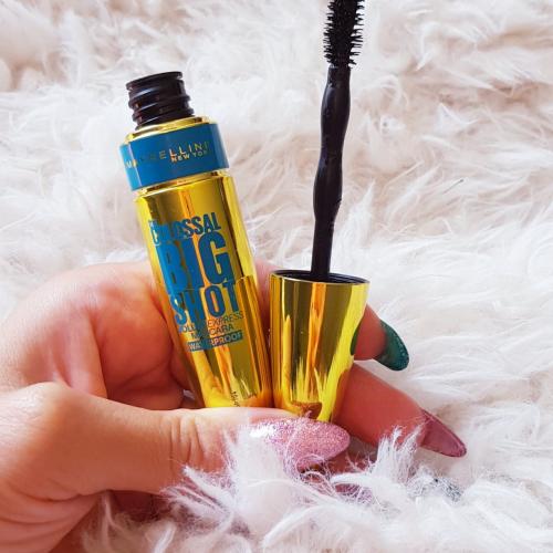Maybelline New York The Colossal, Big Shot Volume'Express Waterproof Mascara (Wodoodporny tusz do rzęs) - opinie | zdjęcie do recenzji od haniulek2 - 1