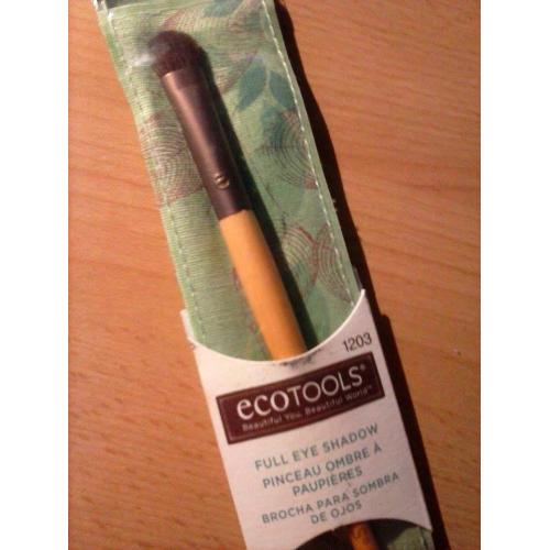 EcoTools Bamboo Eye Shading Brush 1203 (Pędzel do cieni) - opinie | zdjęcie do recenzji od paulinoowo
