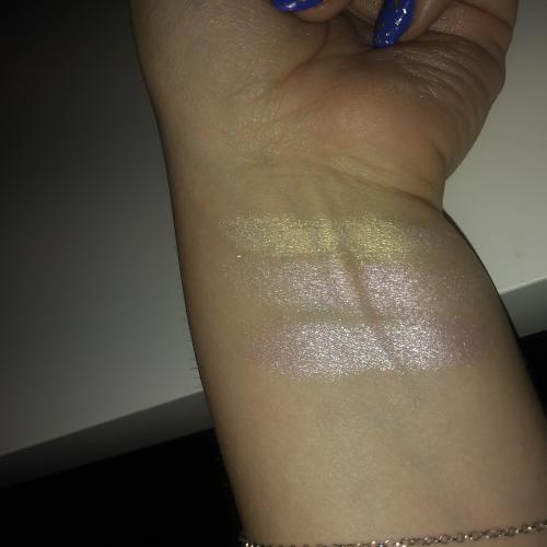 Revolution Beauty (Makeup Revolution) Highlight, Highlighting Powder Palette (Paleta pudrów rozświetlających do twarzy) - opinie | zdjęcie do recenzji od Martuszkat - 1