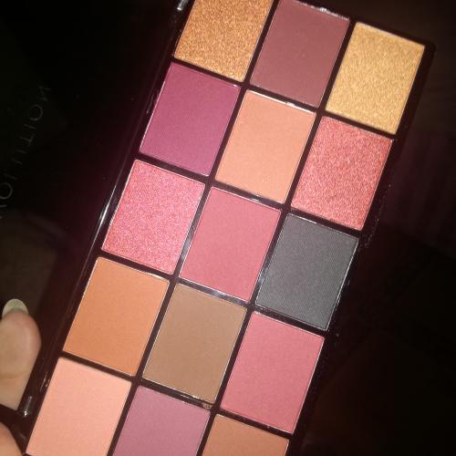 Revolution Beauty (Makeup Revolution) Re-Loaded Newtrals 3 Eyeshadow Palette (Paleta 15 cieni do powiek) - opinie | zdjęcie do recenzji od strawberry140398