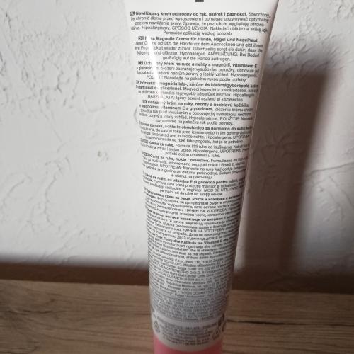 Avon Care, Glycerine Hand & Nail Cream [Pink Magnolia, Hand, Nail & Cuticle Cream] (Intensywnie nawilżający krem do rąk z gliceryną i witaminą E (nowa wersja)) - opinie | zdjęcie do recenzji od Paulina11424 - 2