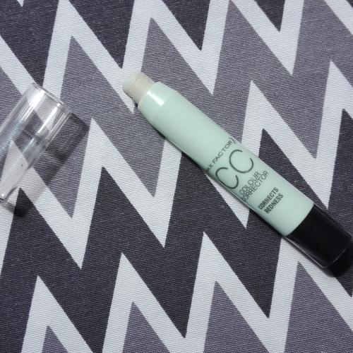 Max Factor CC Colour Corrector Stick (Korektor CC w kredce) - opinie | zdjęcie do recenzji od Alex1618 - 1