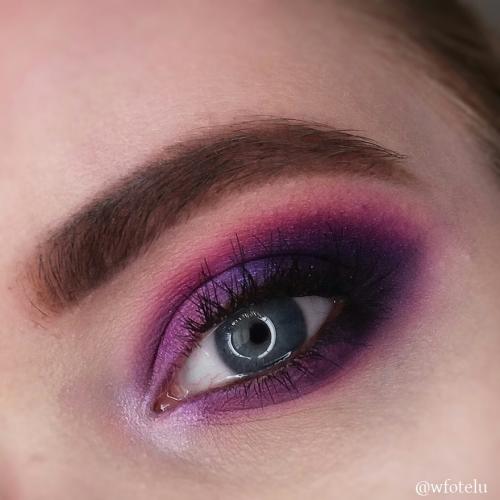 Morphe Brushes 35B-35 Color Glam, Eyeshadow Palette (Paleta 30 kolorowych cieni do powiek) - opinie | zdjęcie do recenzji od jot_ka - 3