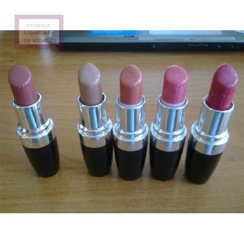 Avon Ultra Colour Rich Lipstick (stara wersja) - opinie | zdjęcie do recenzji od Szmineczka6 - 1