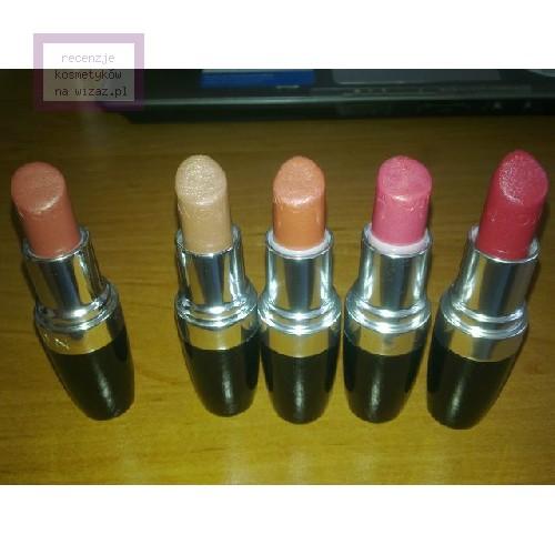 Avon Ultra Colour Rich Lipstick (stara wersja) - opinie | zdjęcie do recenzji od Szmineczka6 - 2
