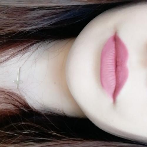 Deborah Fluid Velvet Mat Lipstick, Mat Effect Liquid Lipstick (Matowa pomadka w płynie) - opinie | zdjęcie do recenzji od Aleksandra7264 - 3
