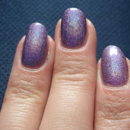Avon Mark, Gel Shine (Lakier do paznokci z efektem syrenki) - opinie | zdjęcie do recenzji od Smerfeta83 - 2