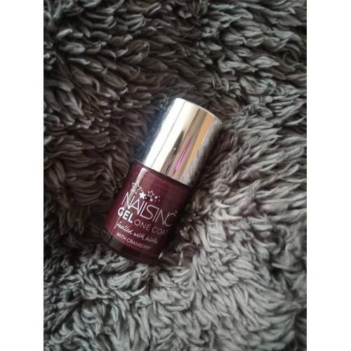 Nails Inc. One Coat Gel Nail Polish (Żelowy lakier do paznokci o wysokim połysku) - opinie | zdjęcie do recenzji od MoniaPasi