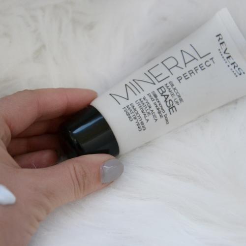 Revers Cosmetics Mineral Perfect, Silicone Make-up Base (Silikonowa baza pod makijaż) - opinie | zdjęcie do recenzji od julka_testuje - 2