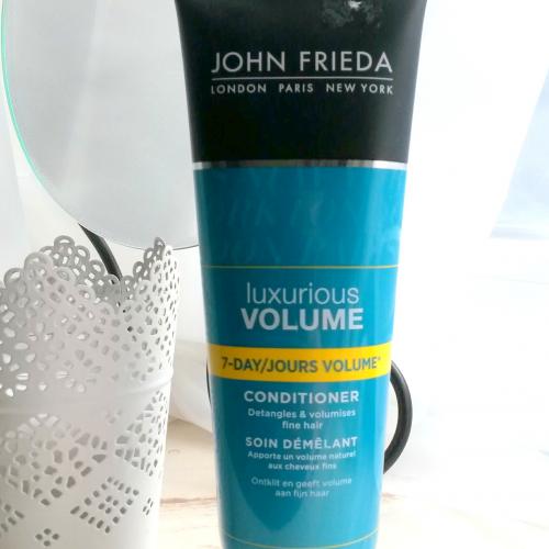 John Frieda Luxurious Volume, Touchably Full Conditioner (Odżywka dodająca włosom objętości (nowa wersja)) - opinie | zdjęcie do recenzji od MagdaNevis
