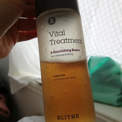 Blithe Vital Treatment Anti-Poluaging  8 Nourishing Beans (Liftingująco-rewitalizująca esencja  dla skóry dojrzałej na bazie 80% ekstraktu z ziaren roślinnych) - opinie | zdjęcie do recenzji od wrola1 - 3