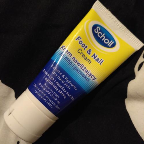 Scholl Foot & Nail Cream (Krem nawilżający do stóp i paznokci (nowa wersja)) - opinie | zdjęcie do recenzji od GirlEm