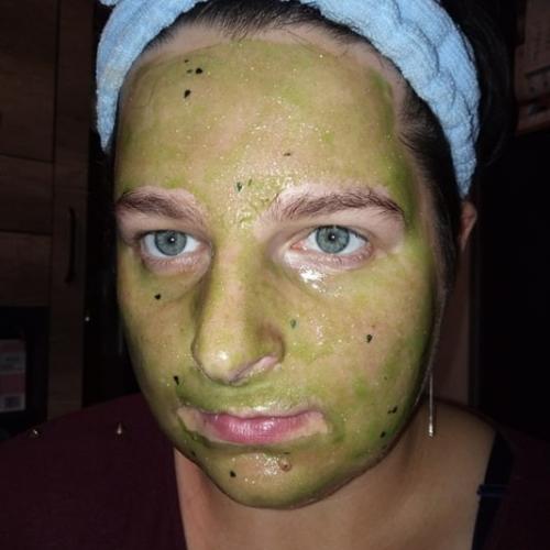 bebeauty Glitter Mask, Brokatowa maseczka do twarzy peel-off oczyszczająca `Kamień księżycowy i olej ze słodkich migdałów` - opinie | zdjęcie do recenzji od Sherifka89 - 1