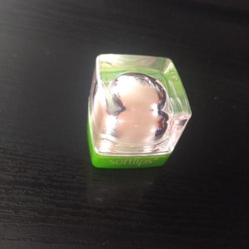 Perfecta Softlips Cube,  Balsam do ust 5 w 1 SPF 15 'Coconut cream' - opinie | zdjęcie do recenzji od joaska1992 - 1