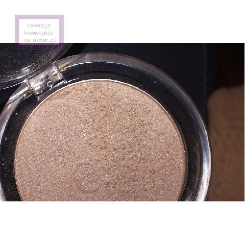 E.L.F. Cosmetics Healthy Glow Bronzing Powder - opinie | zdjęcie do recenzji od pushthebutton - 2
