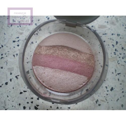 PUPA Luminys, Baked All Over Illuminating Blush - Powder (Wypiekany puder rozświetlający do twarzy i ciała) - opinie | zdjęcie do recenzji od malutka100