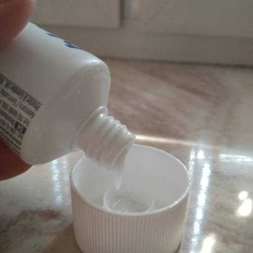 Blend - a - med 3D White Whitening Therapy, Toothpaste Enamel Care (Pasta do zębów usuwająca przebarwienia powierzchniowe `Ochrona szkliwa`) - opinie | zdjęcie do recenzji od blackjasmine13 - 1